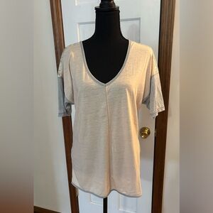 Peach Short Sleeve V-Neck Tee w/Lac back